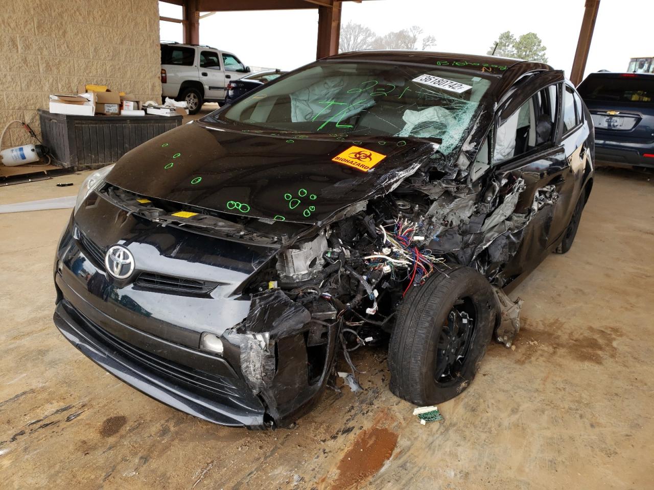 Photo 2 from auction – 2014 TOYOTA PRIUS with VIN JTDKN3DU6E0381742