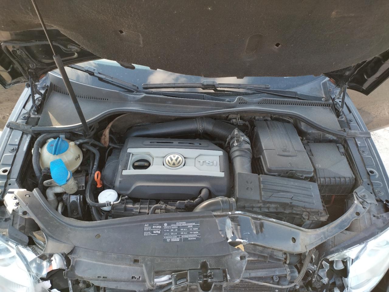 Photo 7 from auction – 2009 VOLKSWAGEN EOS TURBO with VIN WVWAA71F49V022886