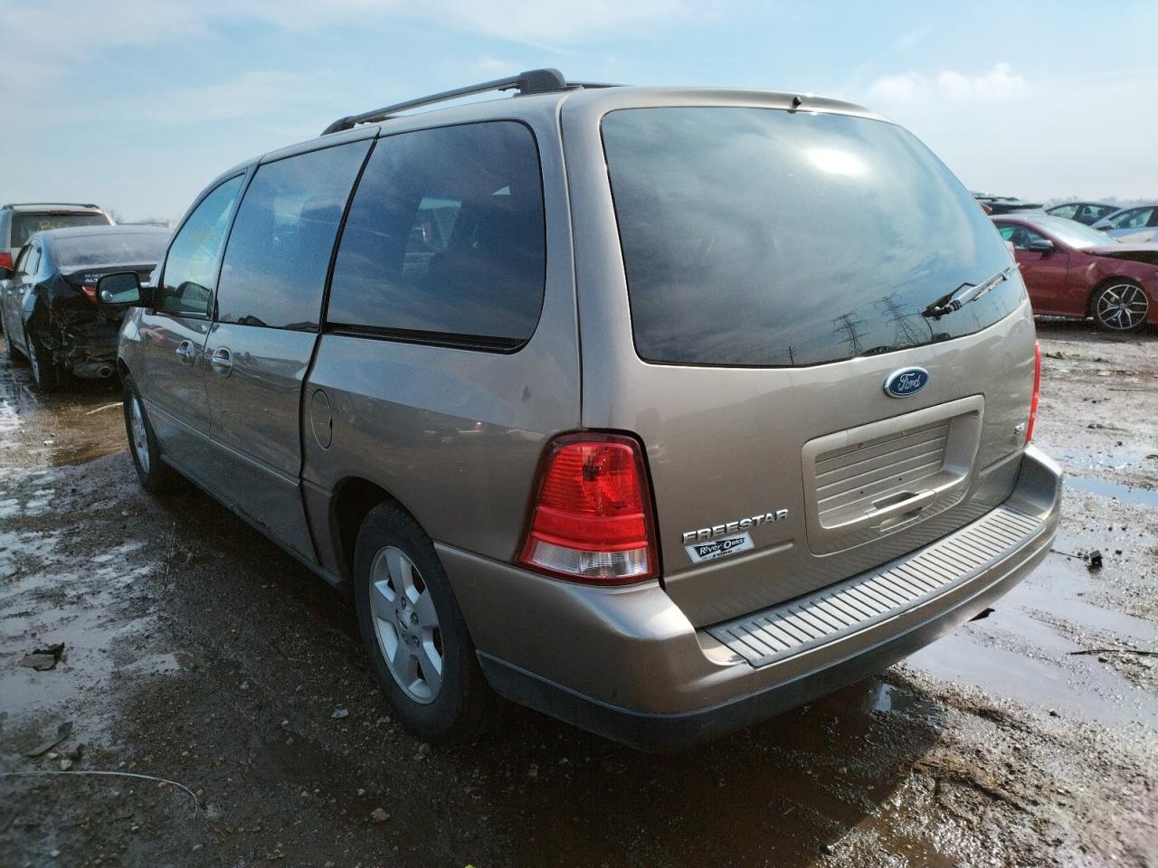 Photo 3 from auction – 2006 FORD FREESTAR S with VIN 2FMZA51636BA33548