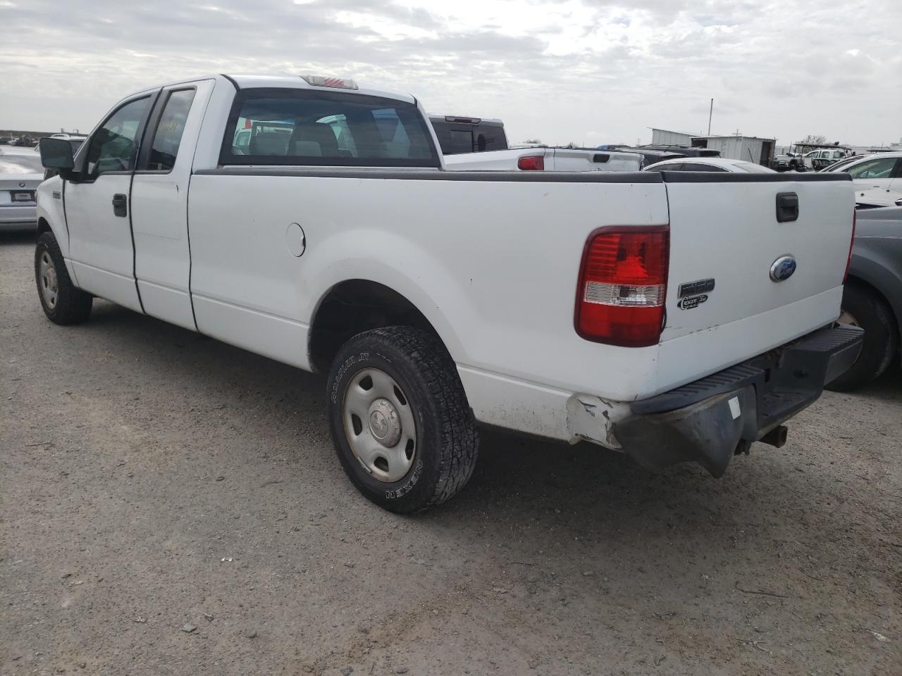 Photo 3 from auction – 2006 FORD F150 with VIN 1FTVX12526NA41726