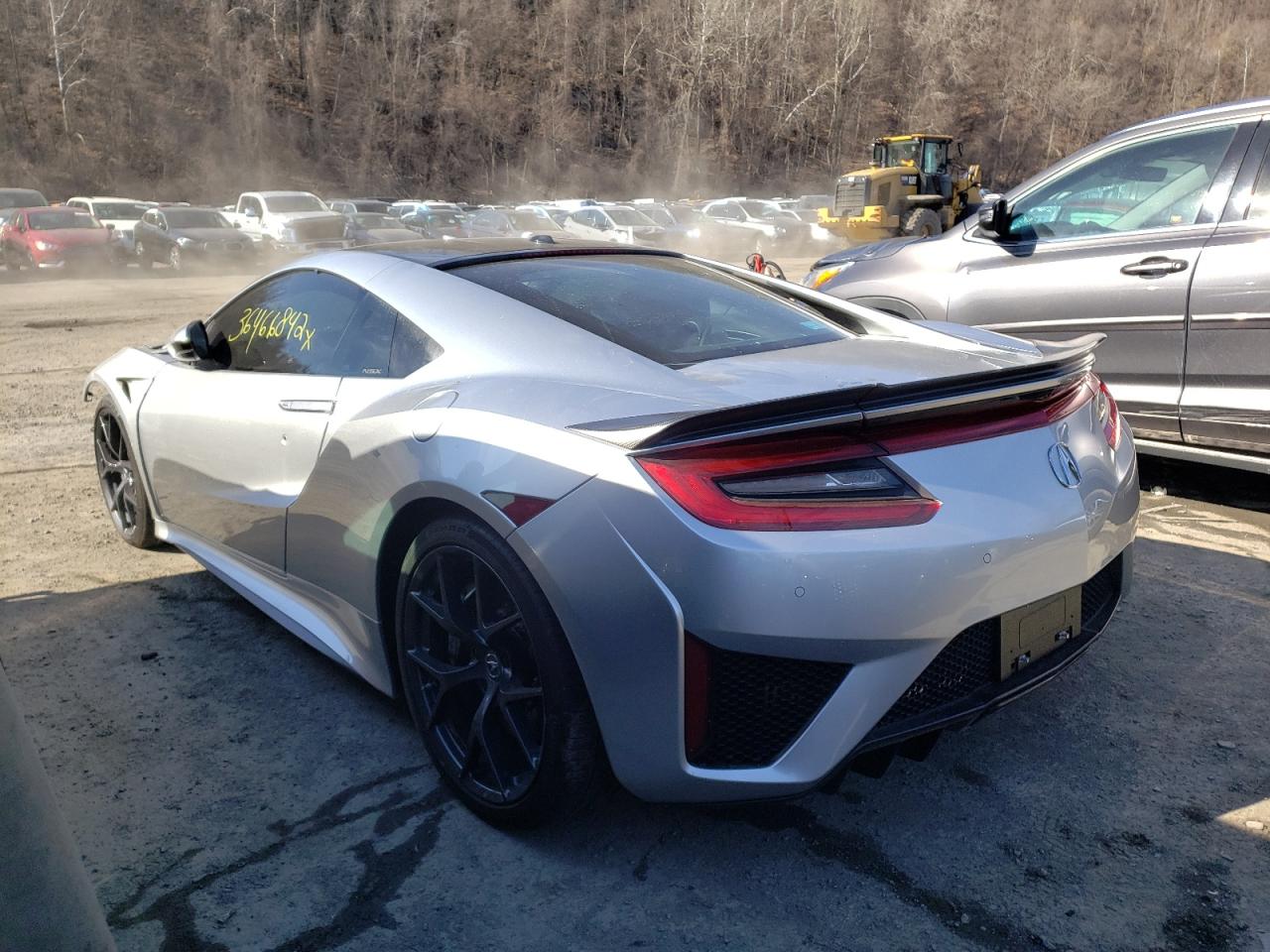 Photo 3 from auction – 2017 ACURA NSX with VIN 19UNC1B03HY000752