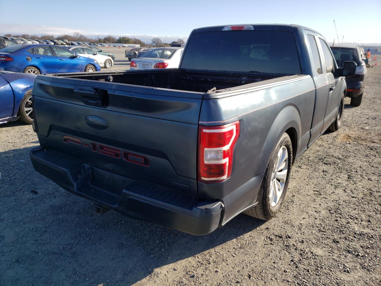 Photo 4 from auction – 2018 FORD F150 SUPER with VIN 1FTEX1CPXJKC42316