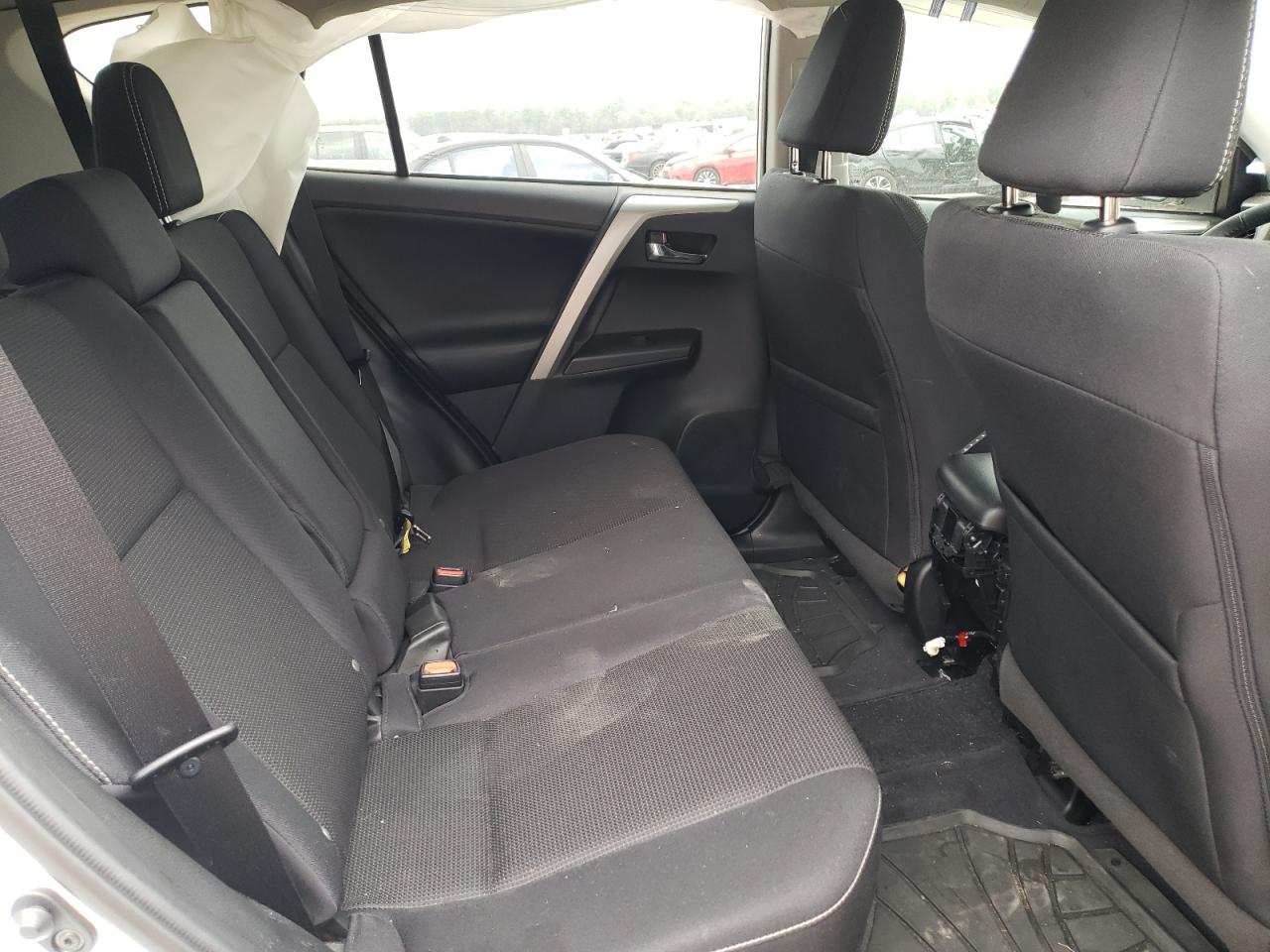 Photo 6 from auction – 2018 TOYOTA RAV4 ADVEN with VIN 2T3WFREV0JW465957