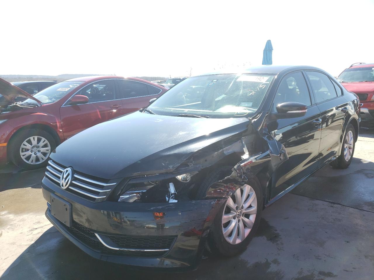 Photo 2 from auction – 2014 VOLKSWAGEN PASSAT S with VIN 1VWAH7A33EC008515