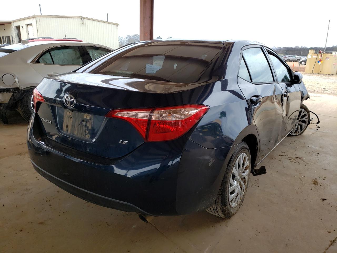 Photo 4 from auction – 2017 TOYOTA COROLLA L with VIN 5YFBURHE7HP633744