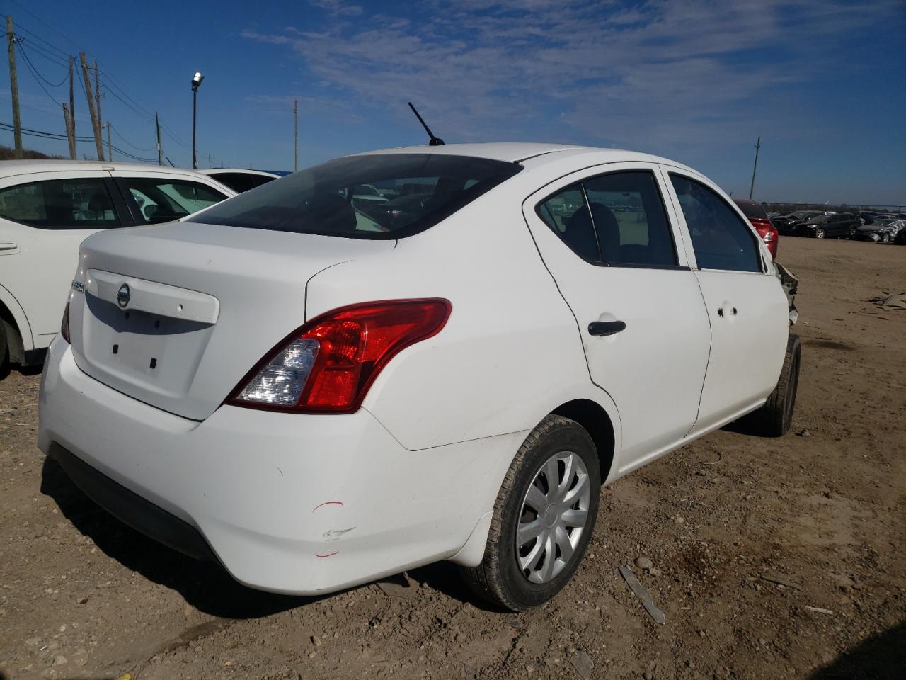 Photo 4 from auction – 2016 NISSAN VERSA S with VIN 3N1CN7AP4GL879277