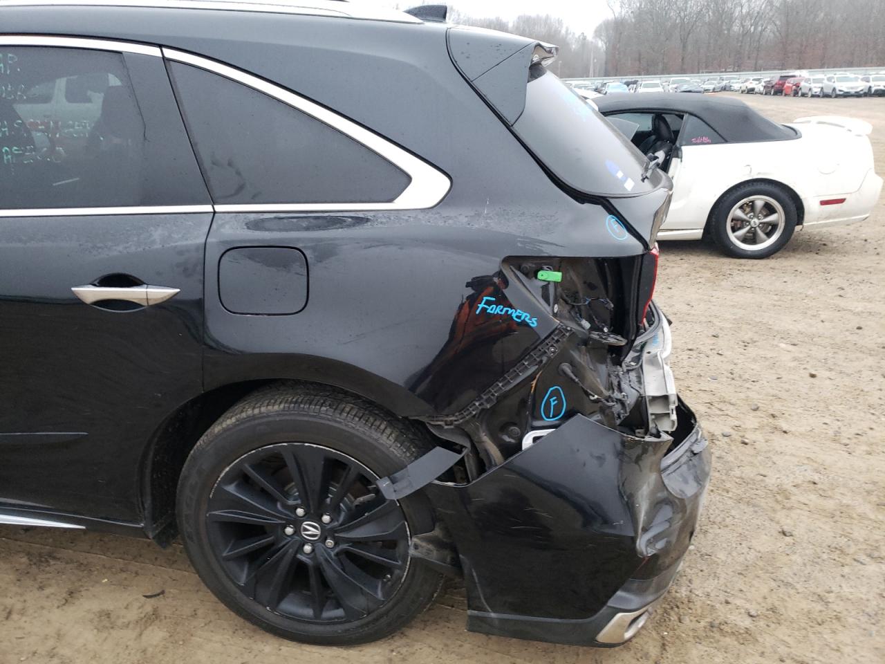 Photo 9 from auction – 2017 ACURA MDX with VIN 5FRYD3H35HB009487