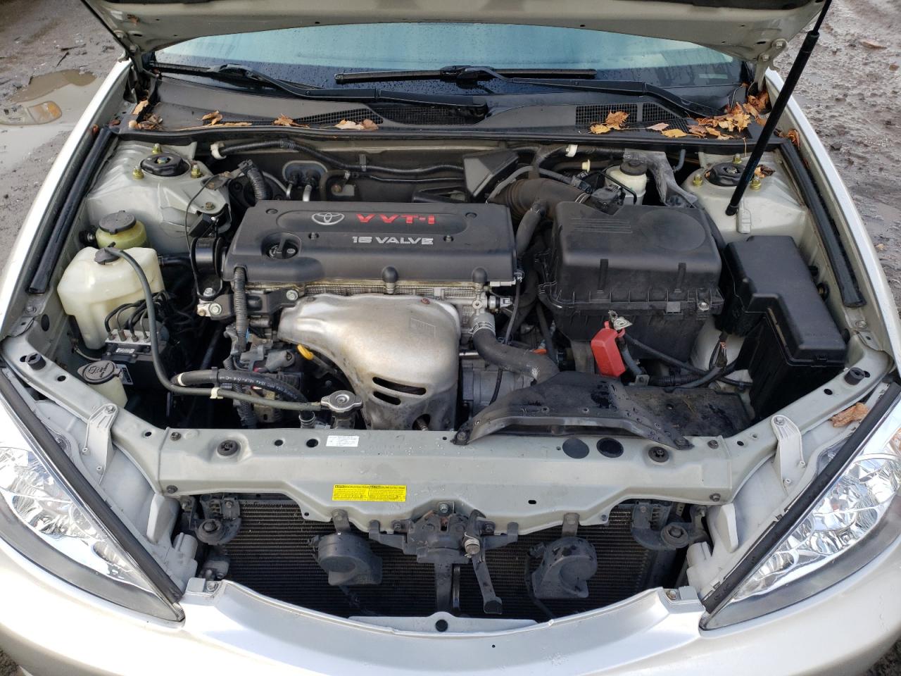 Photo 7 from auction – 2004 TOYOTA CAMRY LE with VIN 4T1BE32K04U911630