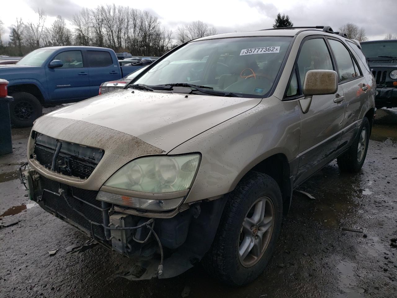 Photo 2 from auction – 2002 LEXUS RX 300 with VIN JTJHF10U620267220