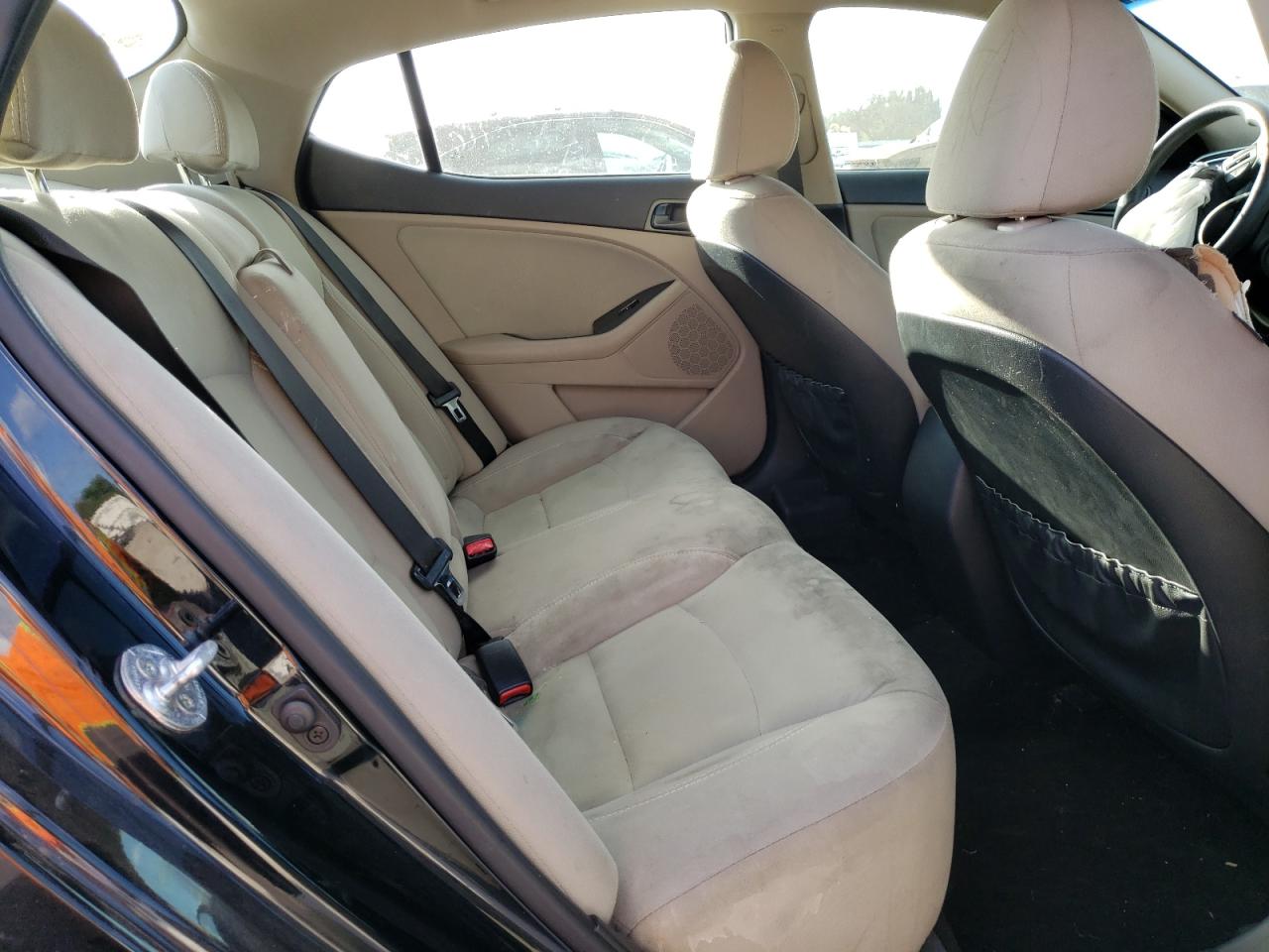 Photo 6 from auction – 2015 KIA OPTIMA LX with VIN 5XXGM4A7XFG441082