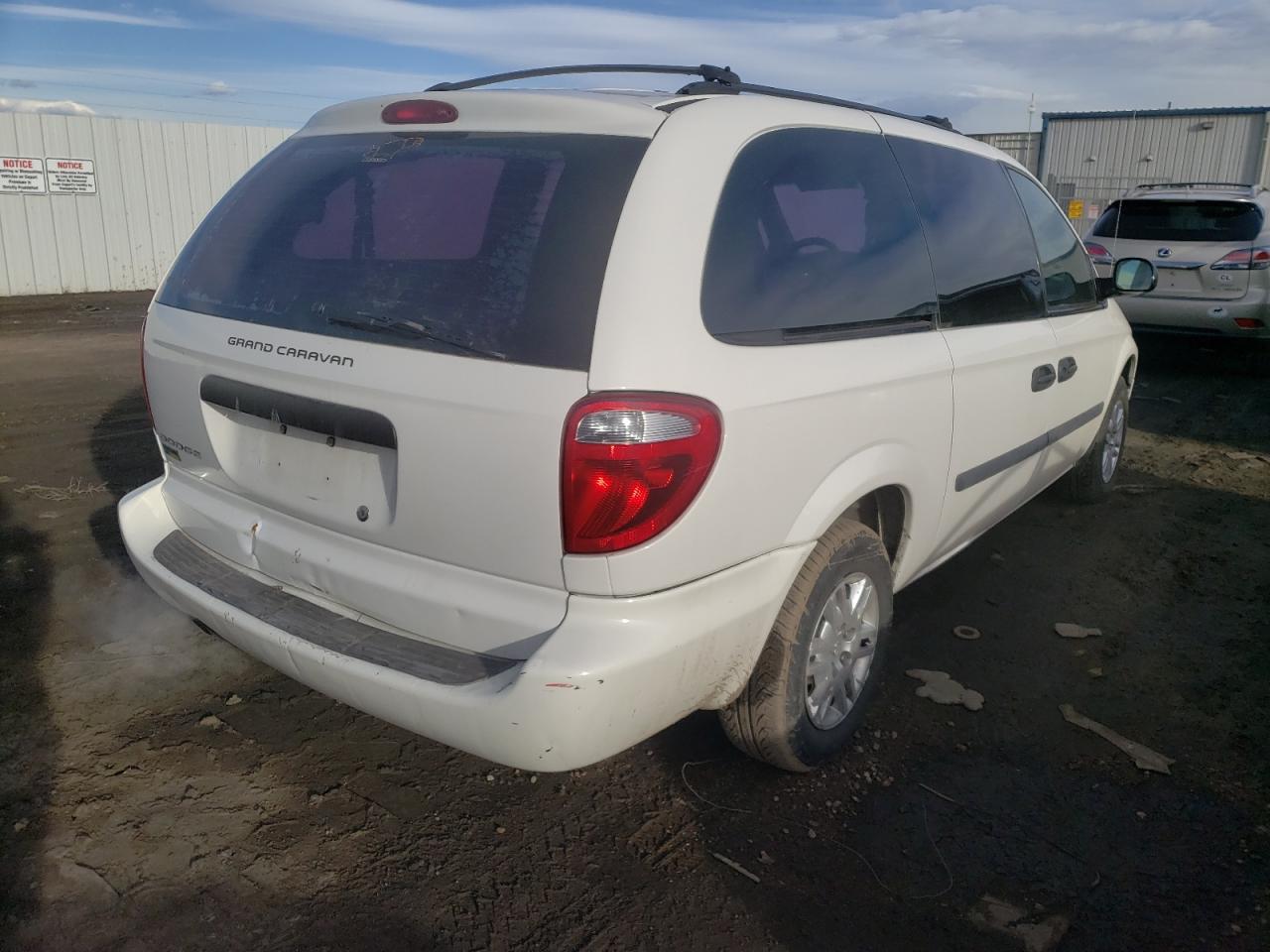 Photo 4 from auction – 2007 CHRYSLER TOWN & COU with VIN 1D4GP24E37B262124
