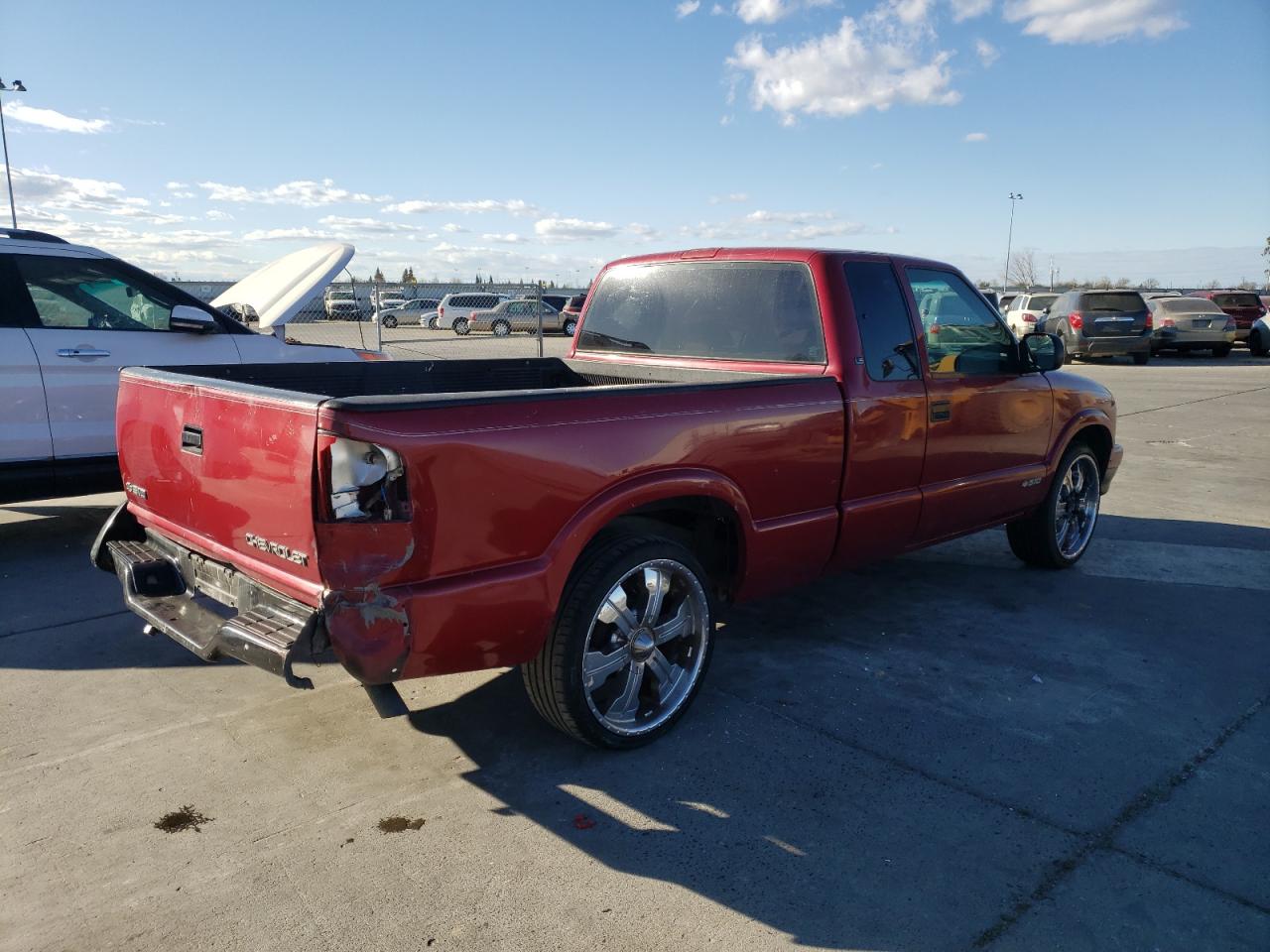 Photo 4 from auction – 1996 CHEVROLET S10 with VIN 1GCCS19W7T8156112