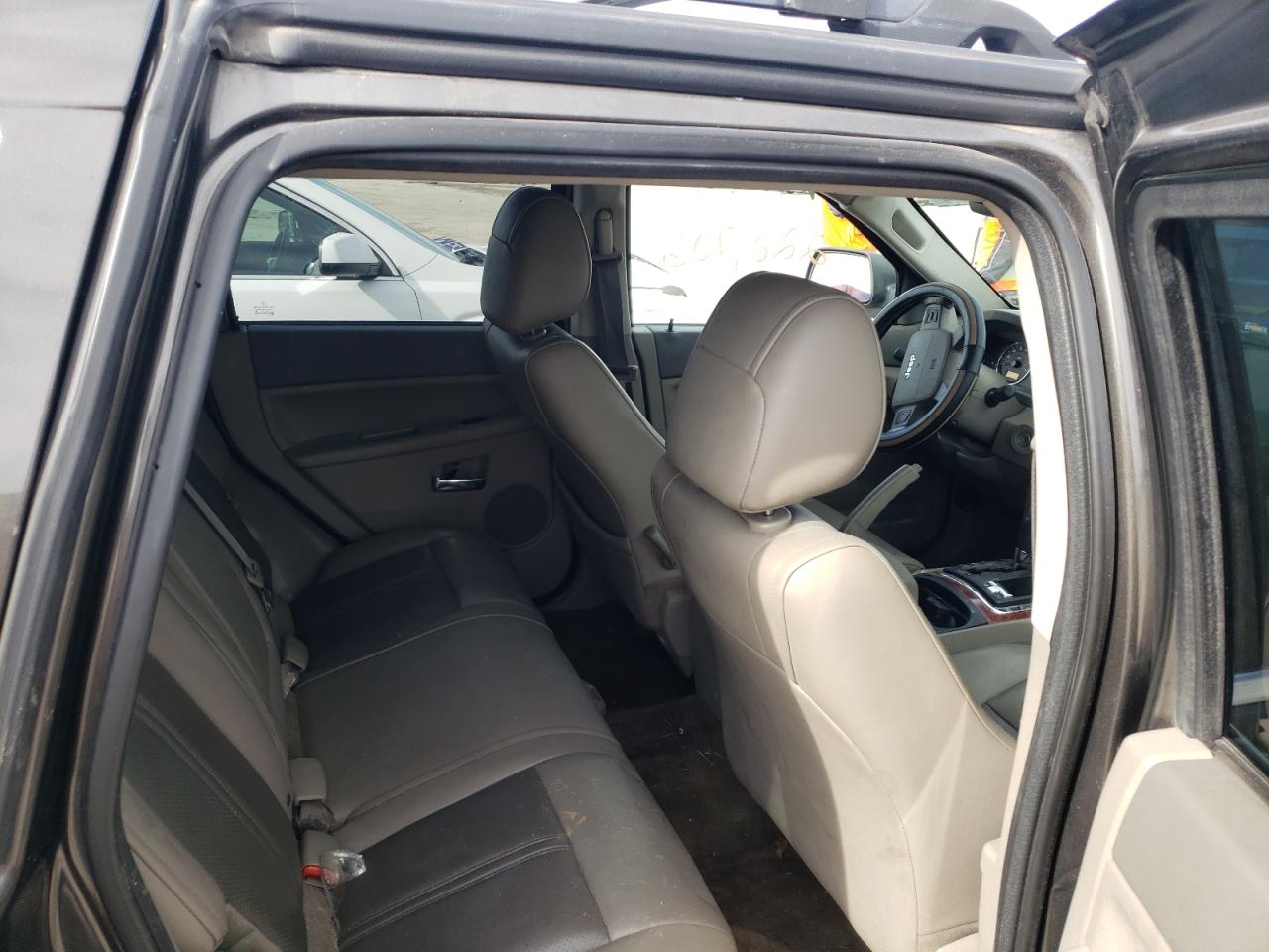 Photo 6 from auction – 2005 JEEP GRAND CHER with VIN 1J4HR58N35C544949