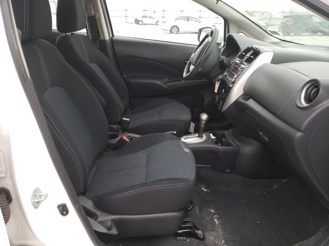 Photo 5 from auction – 2015 NISSAN VERSA NOTE with VIN 3N1CE2CP4FL414142