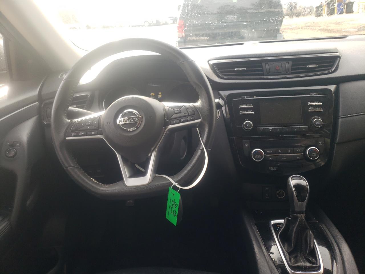 Photo 9 from auction – 2017 NISSAN ROGUE S with VIN KNMAT2MT4HP547495