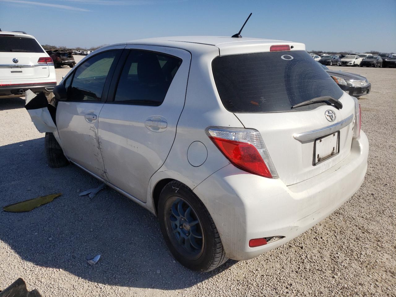 Photo 3 from auction – 2012 TOYOTA YARIS with VIN JTDKTUD35CD500342