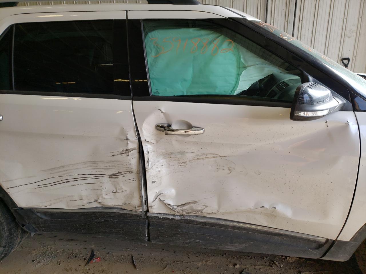 Photo 9 from auction – 2015 FORD EXPLORER X with VIN 1FM5K8D85FGA50046