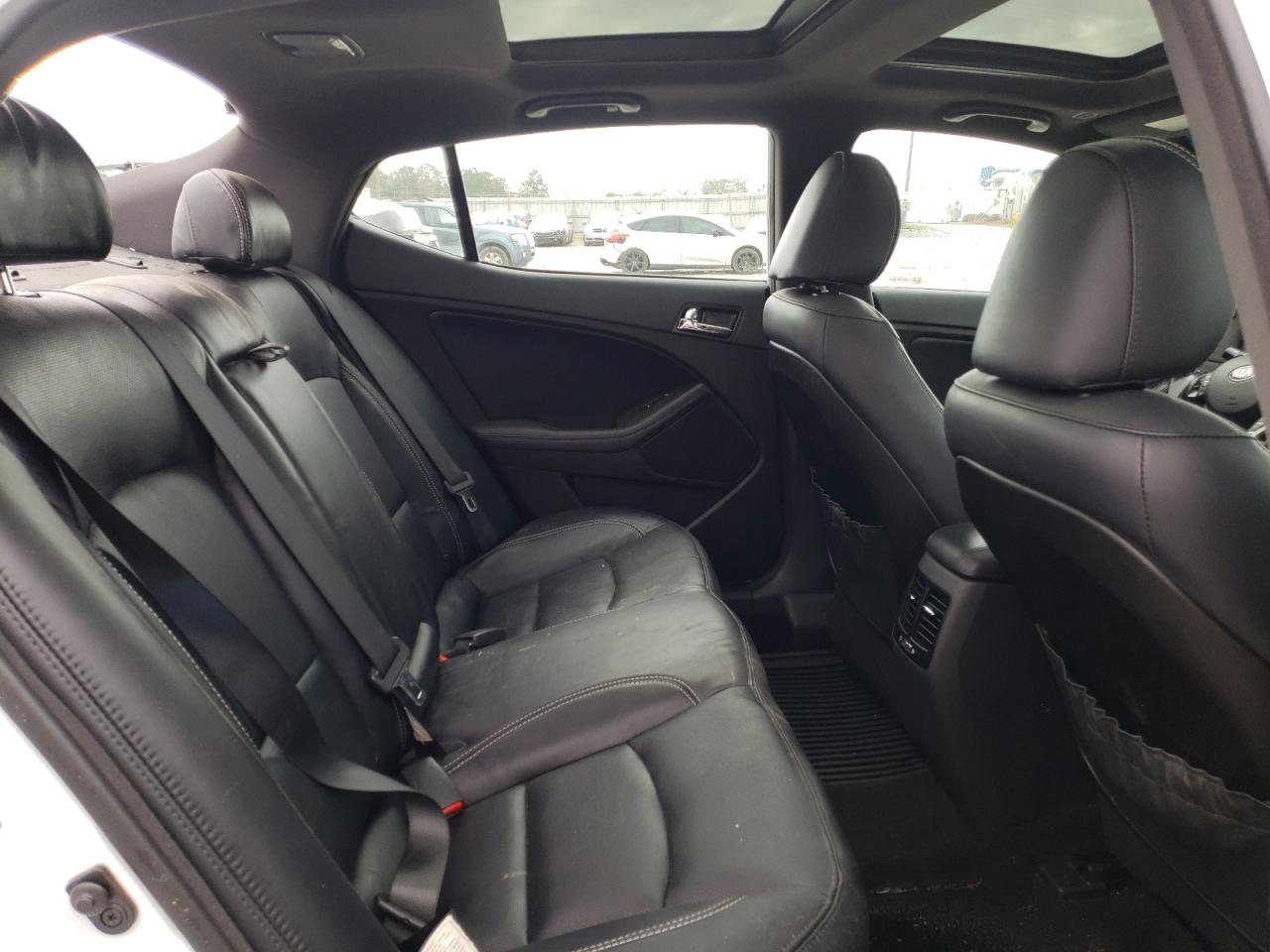 Photo 6 from auction – 2013 KIA OPTIMA SX with VIN 5XXGR4A62DG092926
