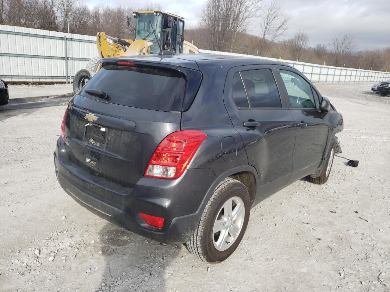 Photo 4 from auction – 2019 CHEVROLET TRAX LS with VIN 3GNCJKSB9KL237703