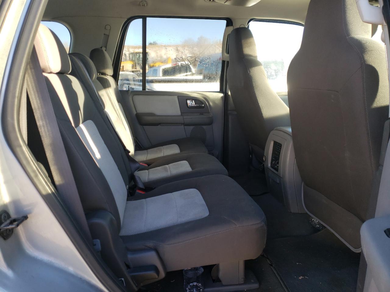 Photo 6 from auction – 2006 FORD EXPEDITION with VIN 1FMPU16596LA39491