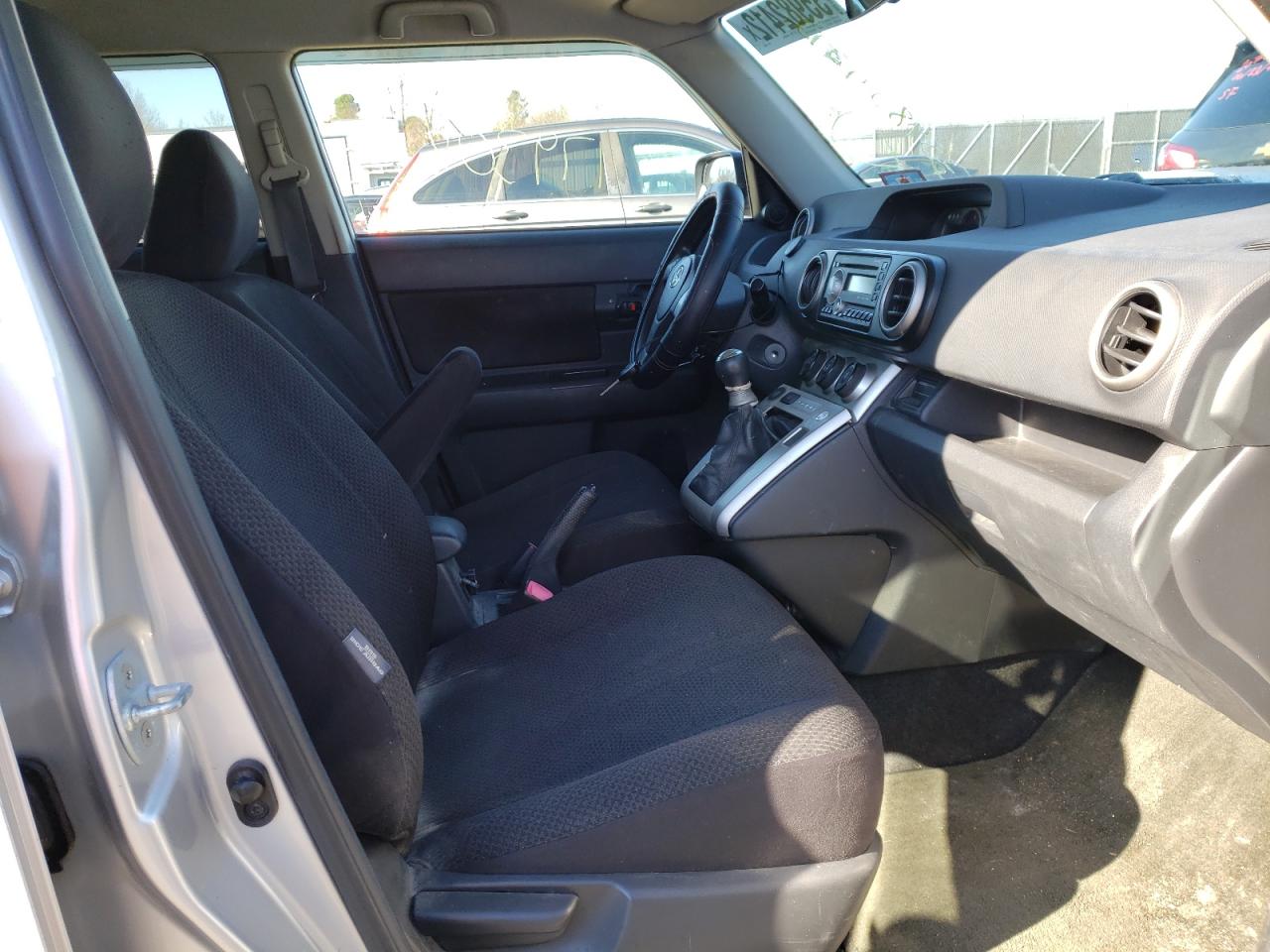 Photo 5 from auction – 2010 TOYOTA SCION XB with VIN JTLZE4FE2A1100992