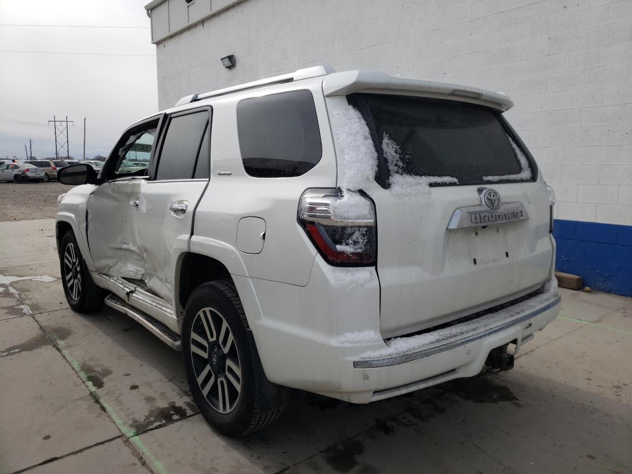 Photo 3 from auction – 2016 TOYOTA 4RUNNER SR with VIN JTEBU5JR3G5308389