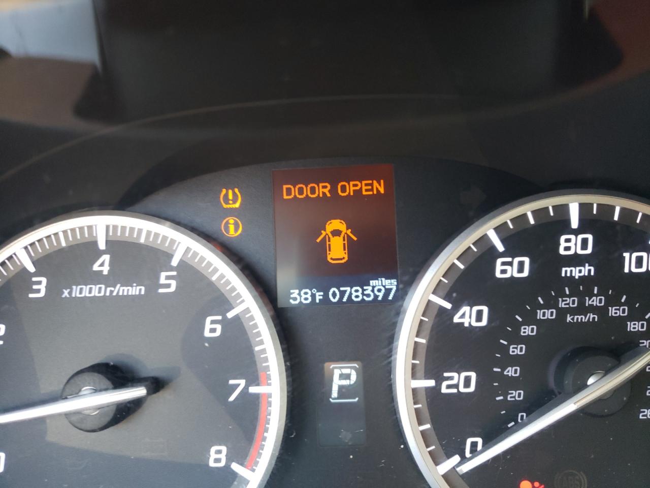 Photo 8 from auction – 2016 ACURA RDX TECHNO with VIN 5J8TB4H59GL017761