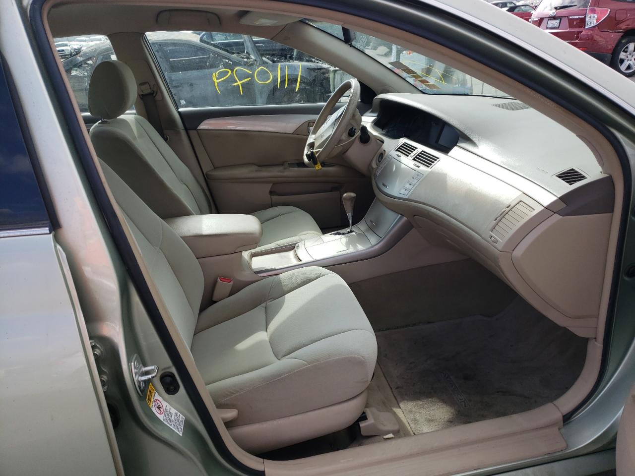 Photo 5 from auction – 2005 TOYOTA AVALON XL with VIN 4T1BK36B95U001835