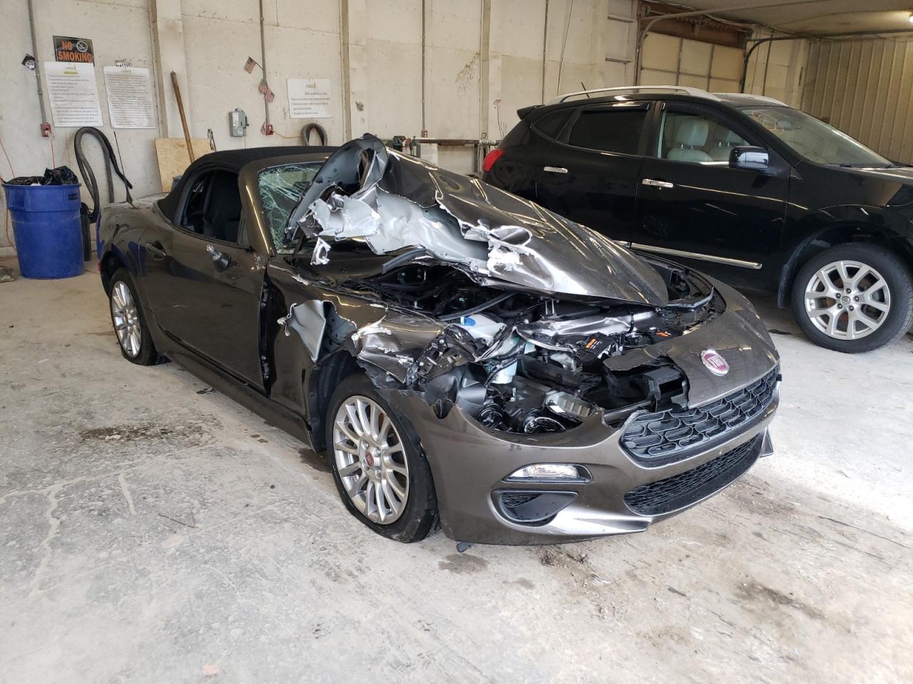 FIAT 124 SPIDER 2018 with VIN JC1NFAEK0J0138575 - Photo from auction
