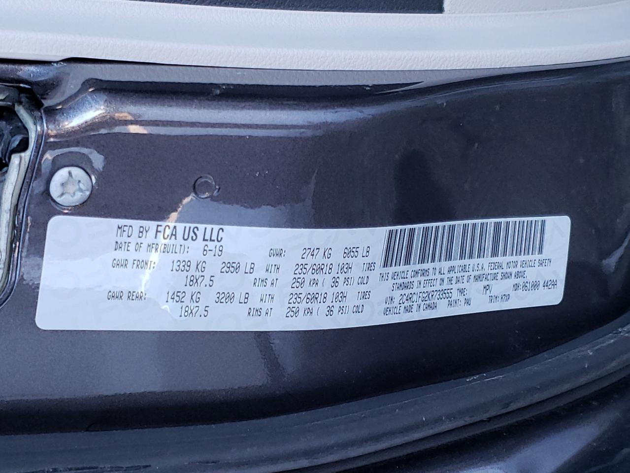 Photo 10 from auction – 2019 CHRYSLER PACIFICA T with VIN 2C4RC1FG2KR733555