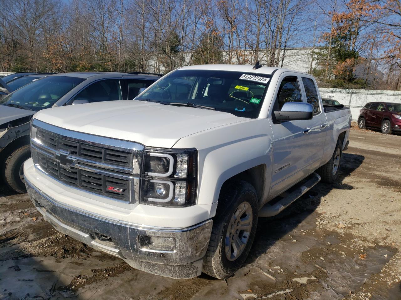 Photo 2 from auction – 2015 CHEVROLET SILVERADO with VIN 1GCVKREC0FZ213042