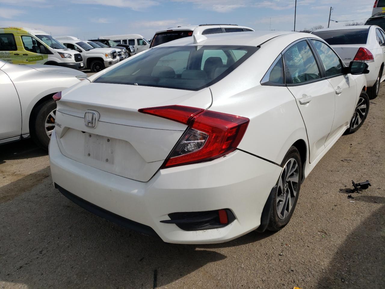 Photo 4 from auction – 2017 HONDA CIVIC EX with VIN 19XFC2F75HE059906