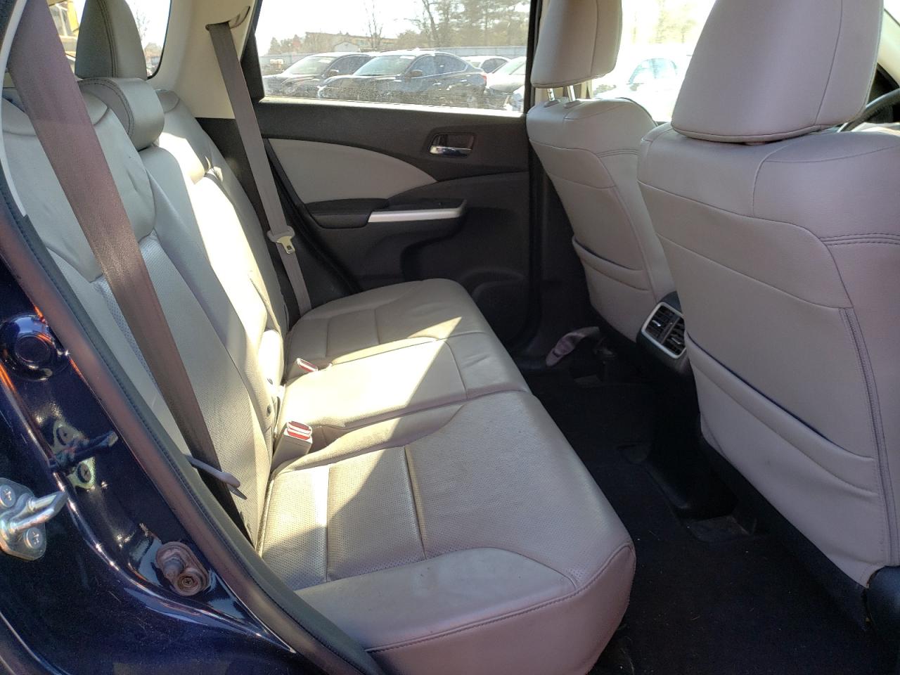 Photo 6 from auction – 2016 HONDA CR-V EXL with VIN 2HKRM4H76GH727502