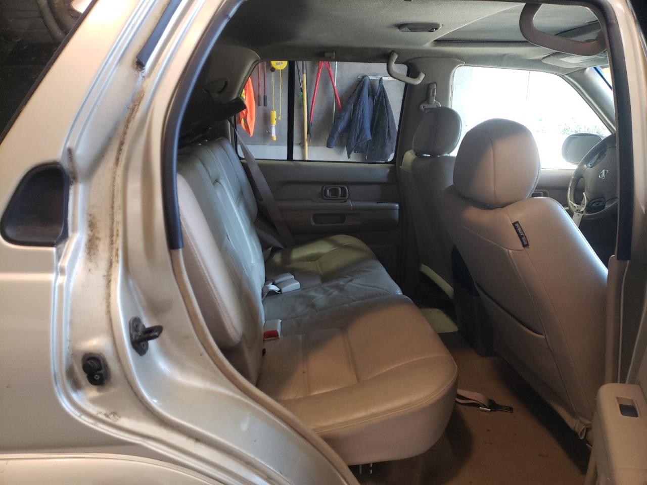 Photo 6 from auction – 2002 NISSAN PATHFINDER with VIN JN8DR09Y32W724916