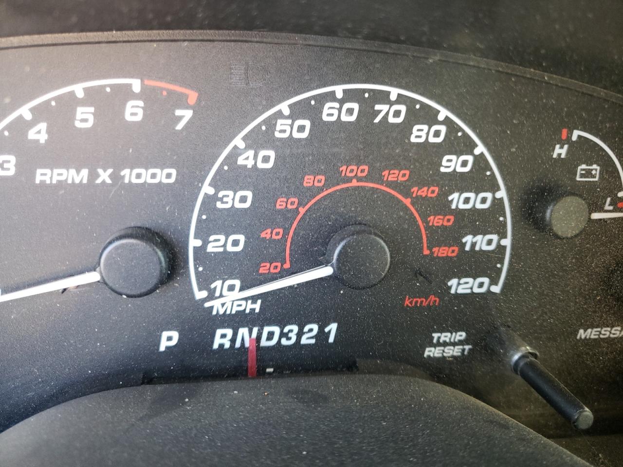 Фото 8 с аукциона – 2002 FORD EXPLORER L с VIN 1FMDU75W92ZC18217