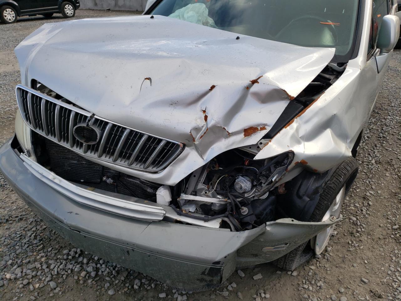 Photo 9 from auction – 2001 LEXUS RX 300 with VIN JTJHF10U310169440