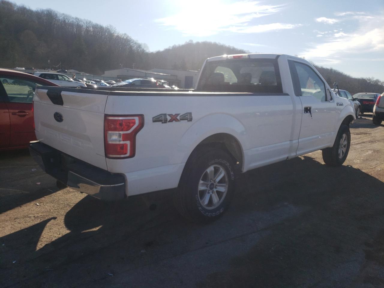 Photo 17 from auction – 2018 FORD F150 with VIN 1FTMF1EB7JKE56311