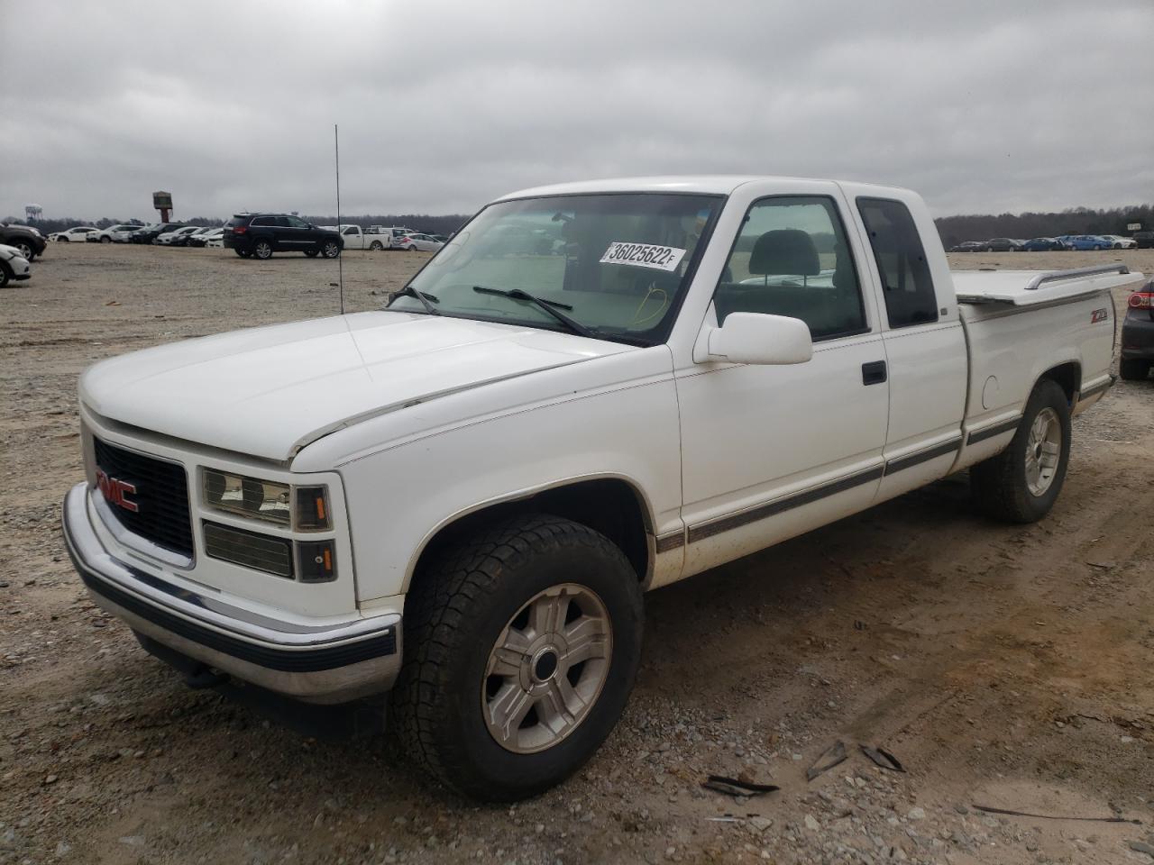 Photo 2 from auction – 1998 GMC SIERRA K15 with VIN 2GTEK19M9W1544800
