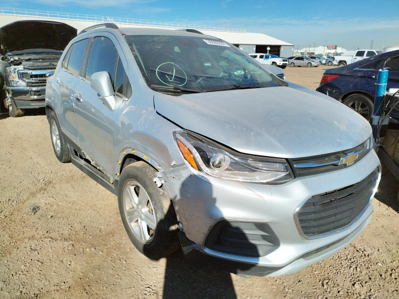 CHEVROLET TRAX 1LT 2019 with VIN KL7CJLSB2KB895652 - Photo from auction