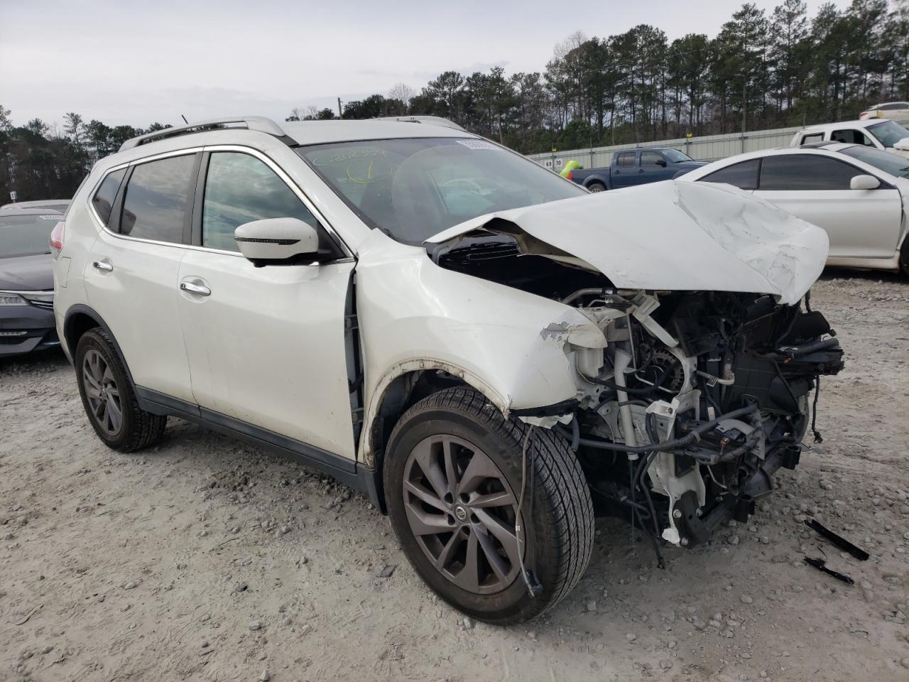 NISSAN ROGUE S 2016 with VIN 5N1AT2MT4GC740151 - Photo from auction