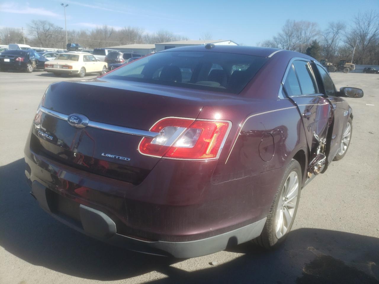 Photo 4 from auction – 2011 FORD TAURUS LIM with VIN 1FAHP2FWXBG183848