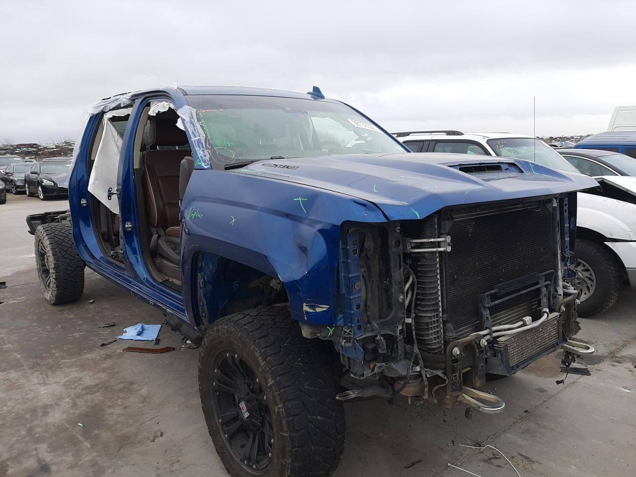 Photo 1 from auction – 2017 CHEVROLET SILVERADO with VIN 1GC4K1EY4HF132414