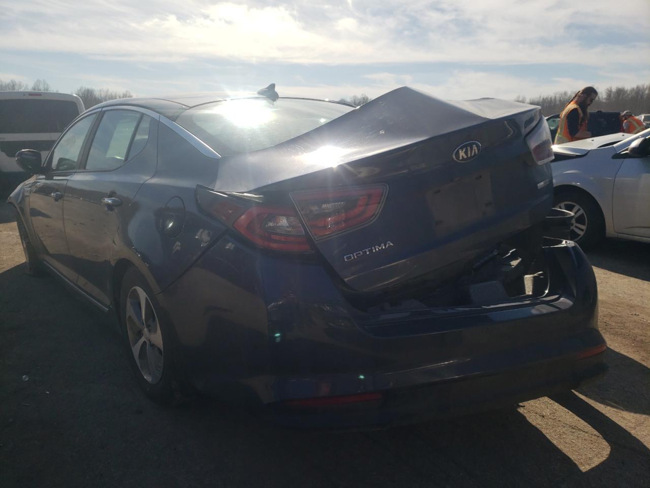 Photo 3 from auction – 2014 KIA OPTIMA HYB with VIN KNAGM4AD1E5075874