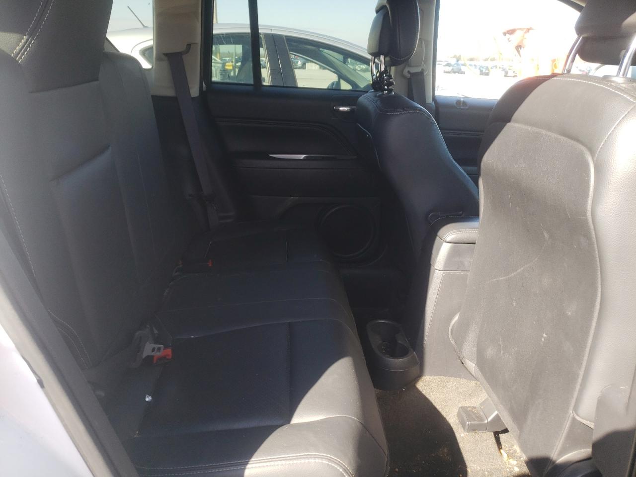 Photo 6 from auction – 2016 JEEP COMPASS LA with VIN 1C4NJCEA1GD716141