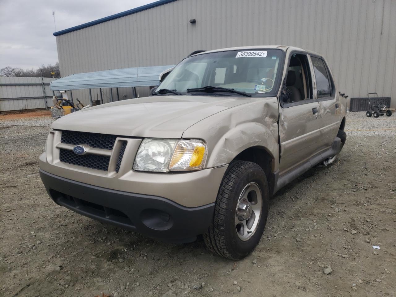 Photo 2 from auction – 2005 FORD EXPLORER S with VIN 1FMZU67K55UB60294