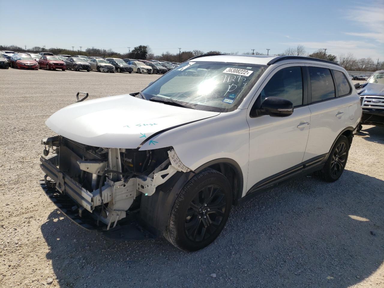 Photo 2 from auction – 2018 MITSUBISHI OUTLANDER with VIN JA4AD3A35JZ046188