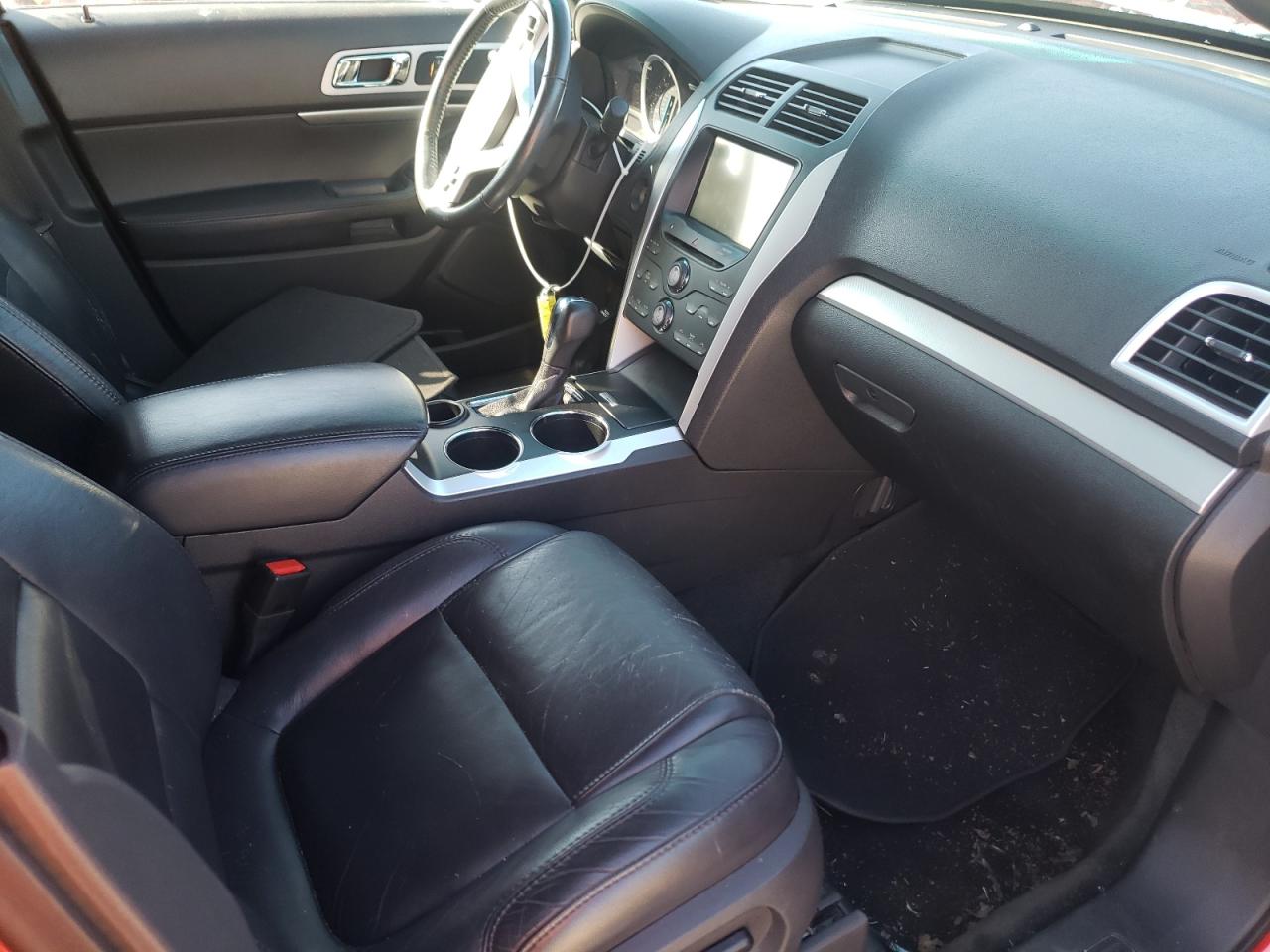 Photo 5 from auction – 2011 FORD EXPLORER X with VIN 1FMHK7D89BGA53100