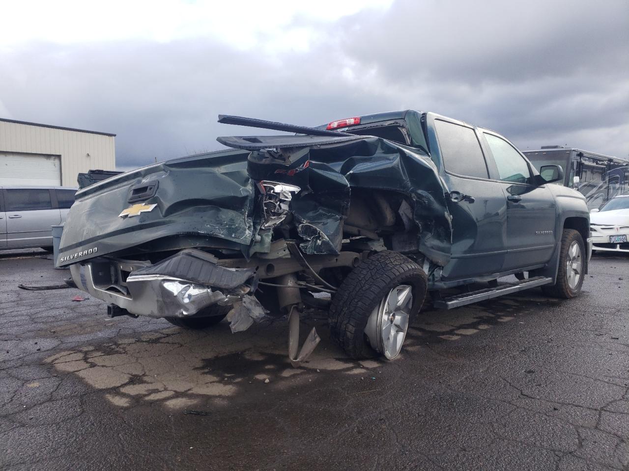 Photo 4 from auction – 2015 CHEVROLET SILVERADO with VIN 3GCUKREC3FG159120