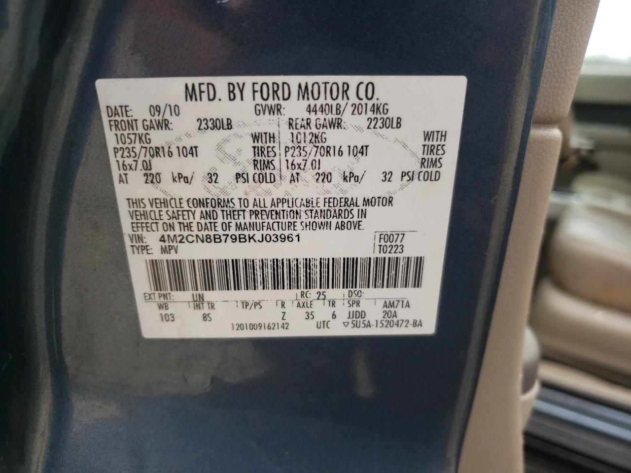 Photo 10 from auction – 2011 MERCURY MARINER with VIN 4M2CN8B79BKJ03961