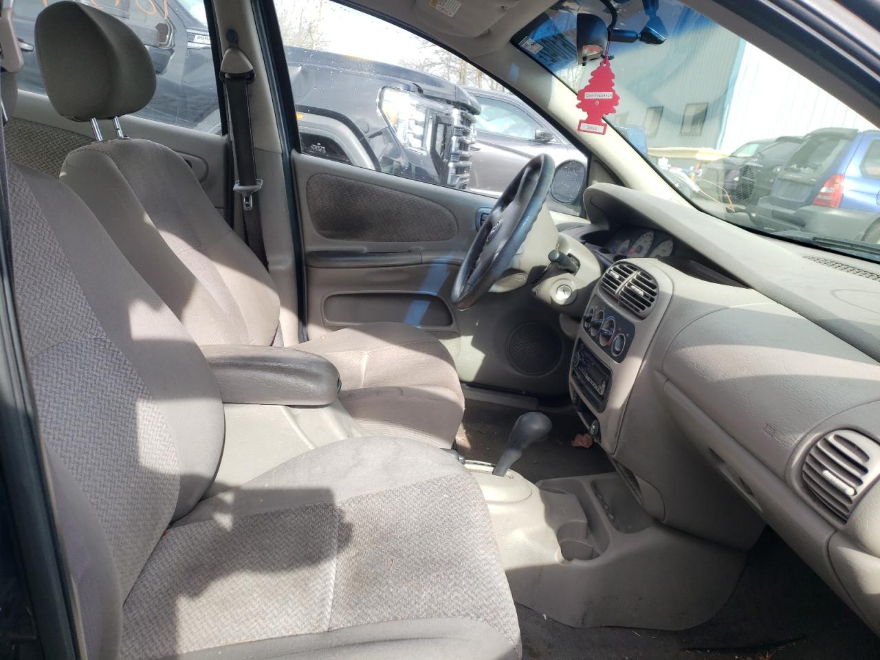Photo 5 from auction – 2002 DODGE NEON SE with VIN 1B3AS46C72D567262